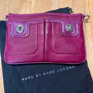 Marc by Marc Jacobs LIKE NEW deep dark pink small crossbody